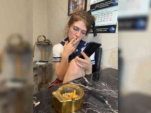 Alinagilberd03's chat room