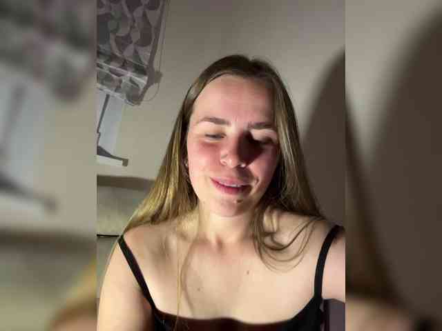 LolaSexxx's chat room