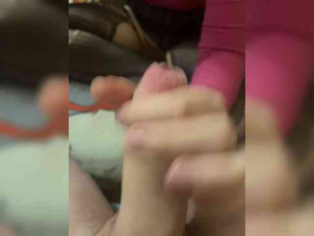 markAndhella's chat room