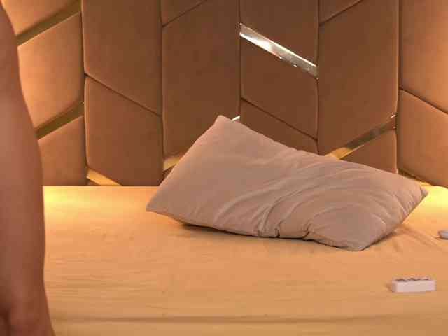 Cinnabon_ga's chat room