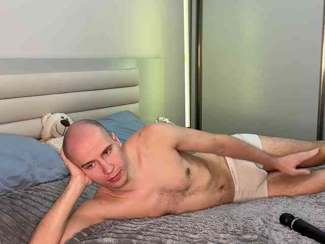 XXXDreamTeam's chat room
