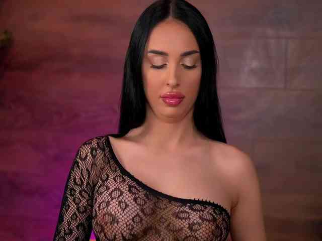 KairaAndrews's chat room