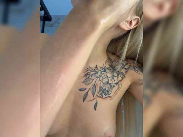 Cristi-Candy's chat room