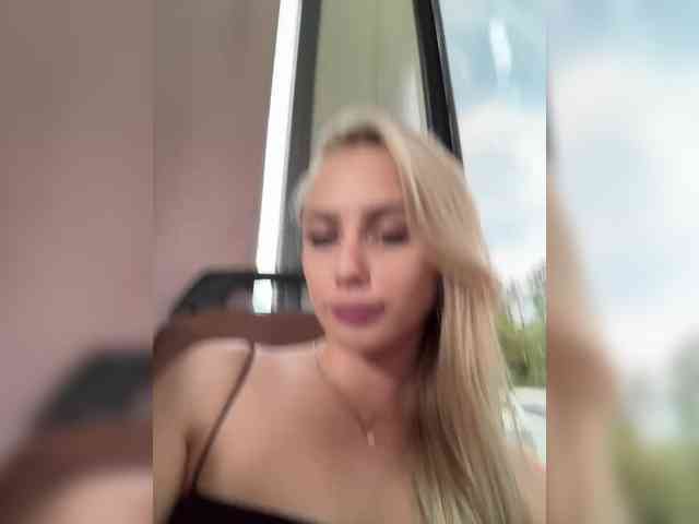 _Katrinka_'s chat room