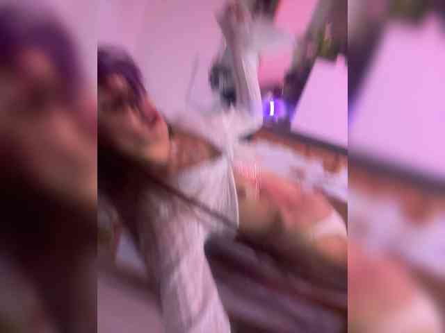 VIP17CoupleDream's chat room