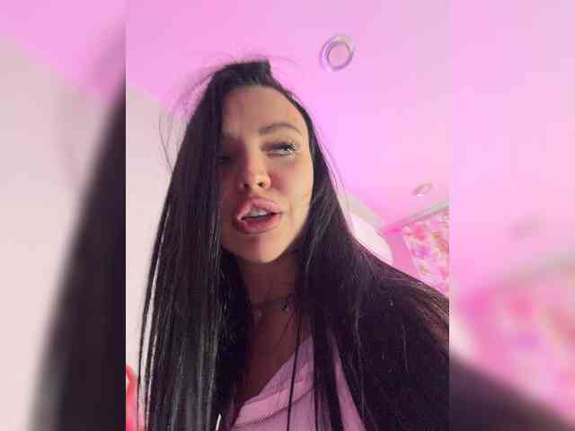 Madam_koss's chat room