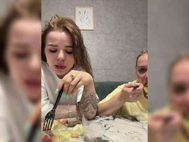 _Katrinka_'s chat room