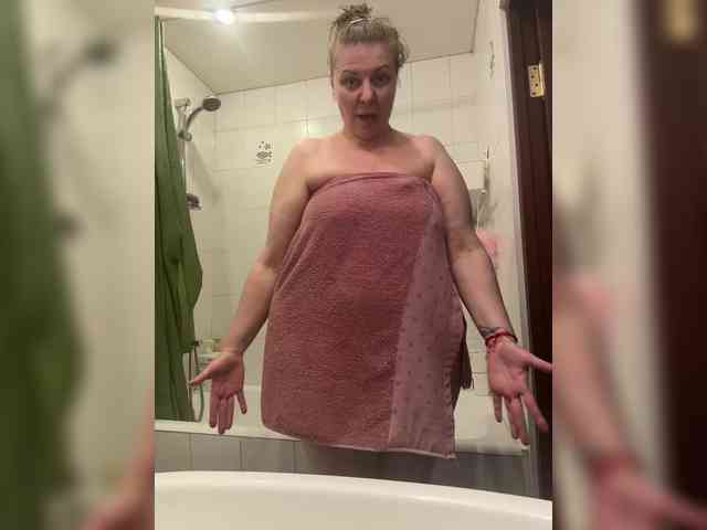 Veronika_Gold's chat room