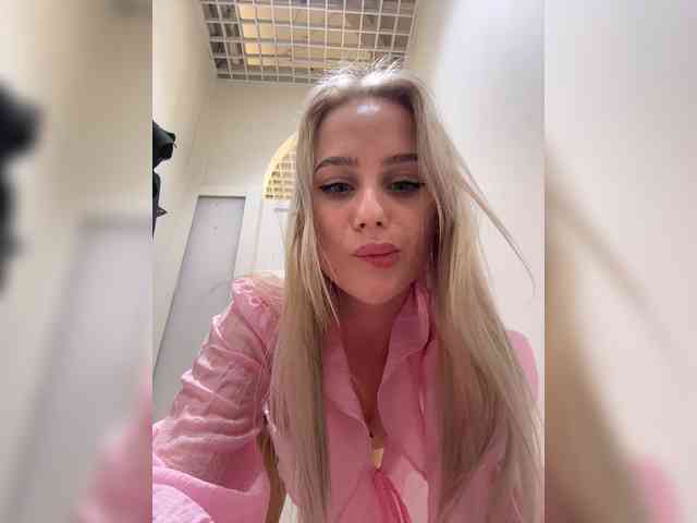 _Katrinka_'s chat room