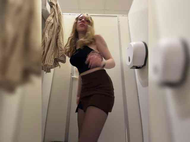 LiiBaby's chat room