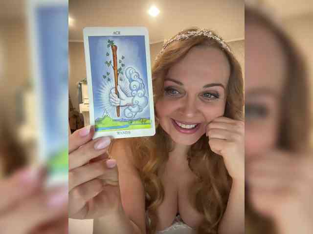 Milf_Zabava's chat room