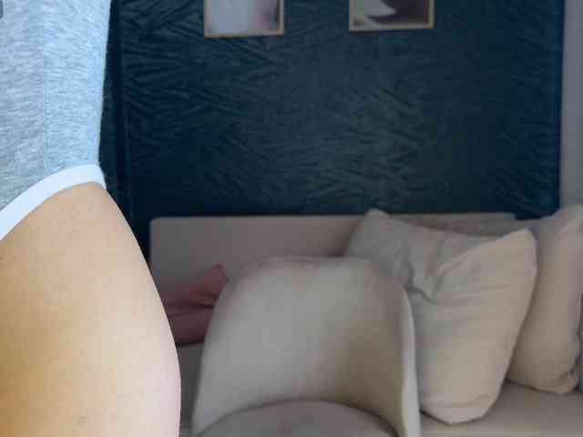 -Molly-'s chat room
