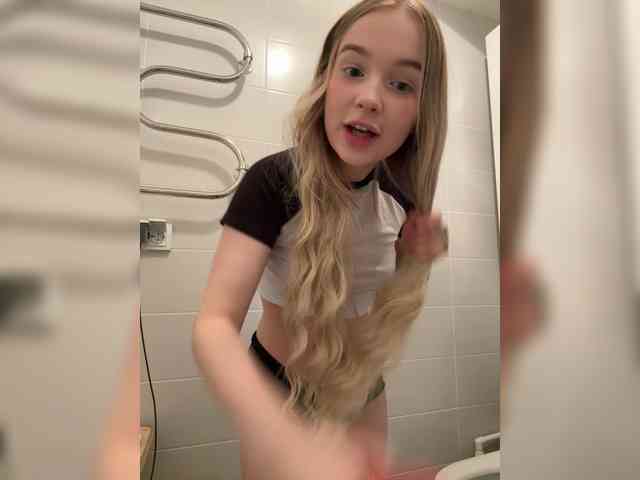 MimiMila's chat room