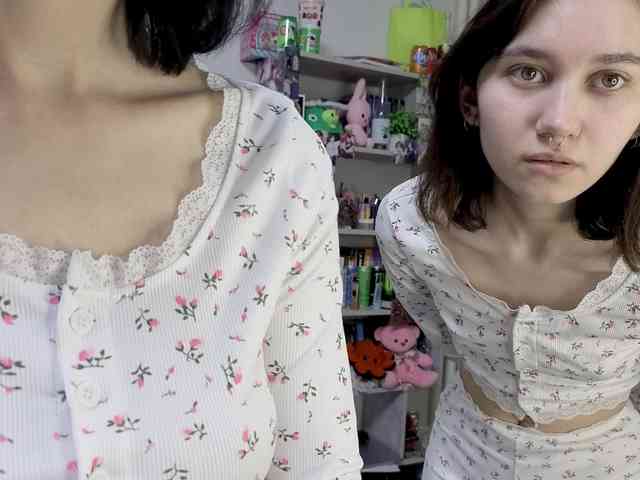KateMooss's chat room