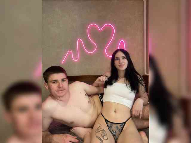 LeoCouple's chat room