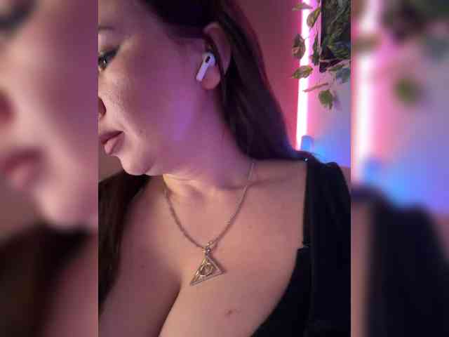 -Darkness-'s chat room