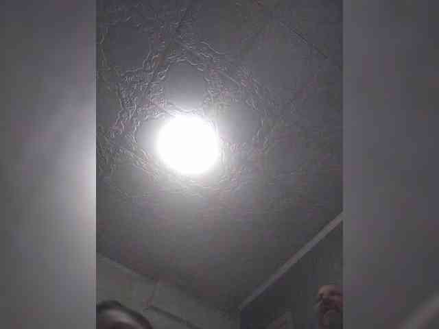 Cleopatra1990's chat room