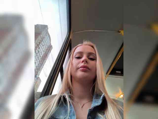 _Katrinka_'s chat room