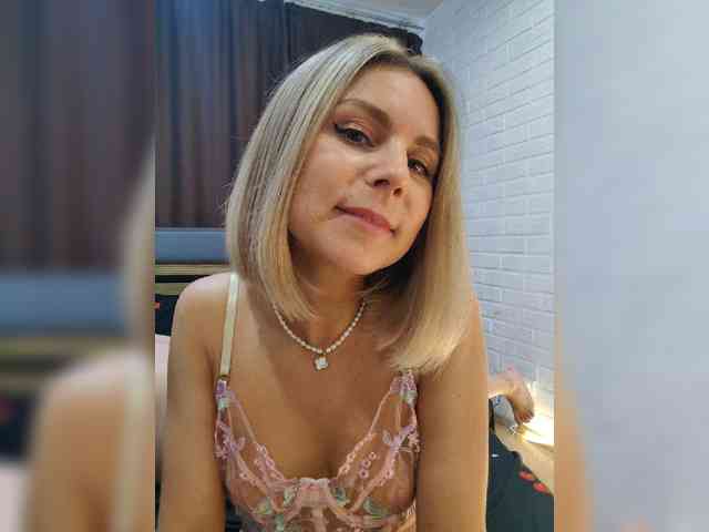 Zhenya-and-Vasilisa's chat room