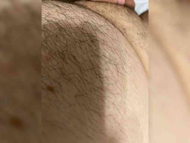 Cherry69Kiss's chat room