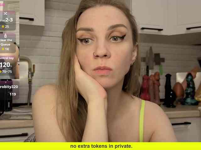 Fist-ashka's chat room