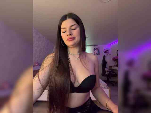 -MaybeBaby-'s chat room