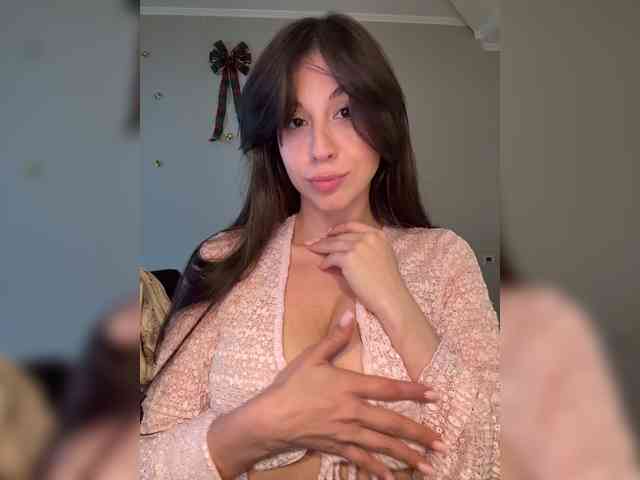_Meggi_'s chat room