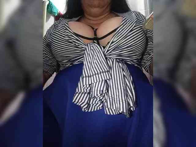 SeXy-Xo4y-SeXa's chat room