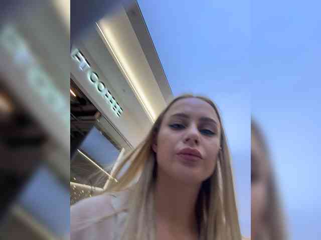 _Katrinka_'s chat room