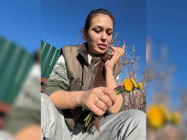 Anutka-chocolatee's chat room