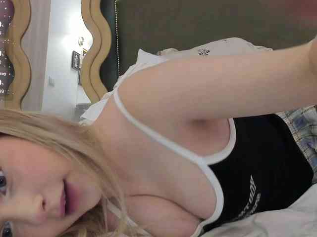 MimiMila's chat room