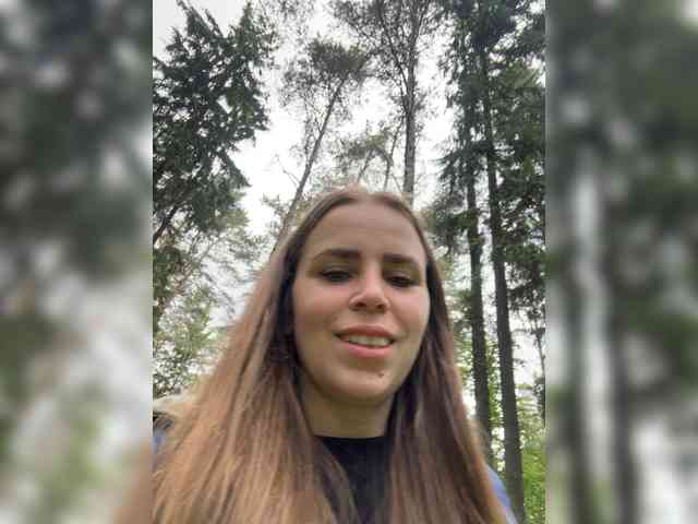 LolaSexxx's chat room