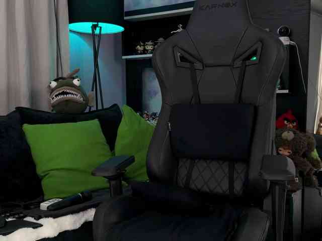 Kira_Li_Lime's chat room