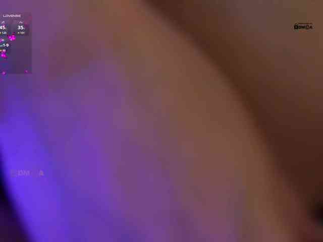 _Q_'s chat room
