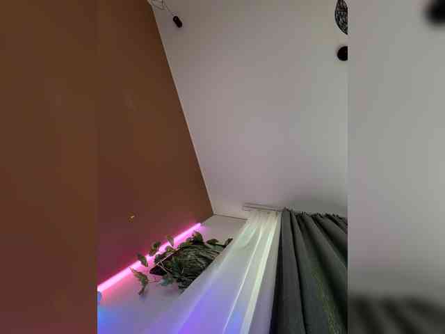 -Darkness-'s chat room