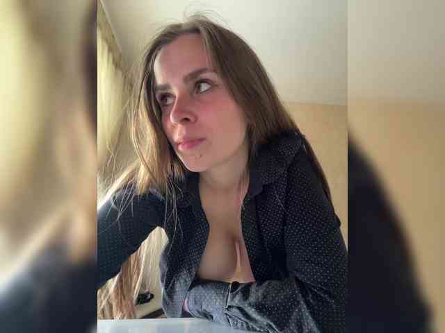 LolaSexxx's chat room
