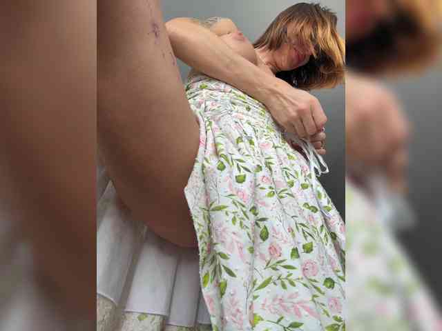 JuliaDragon's chat room