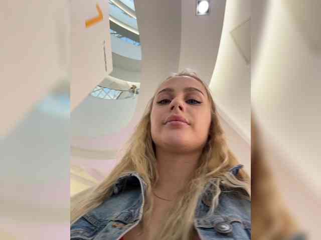 _Katrinka_'s chat room