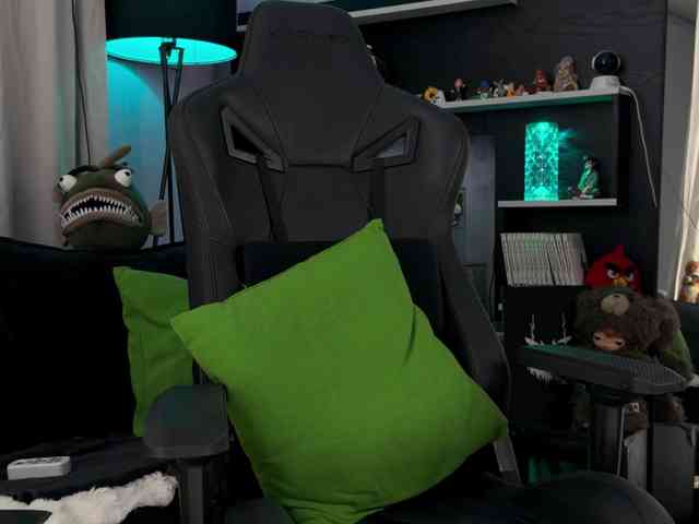 Kira_Li_Lime's chat room