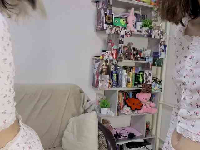 KateMooss's chat room