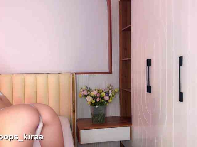 Oops_kiraa's chat room