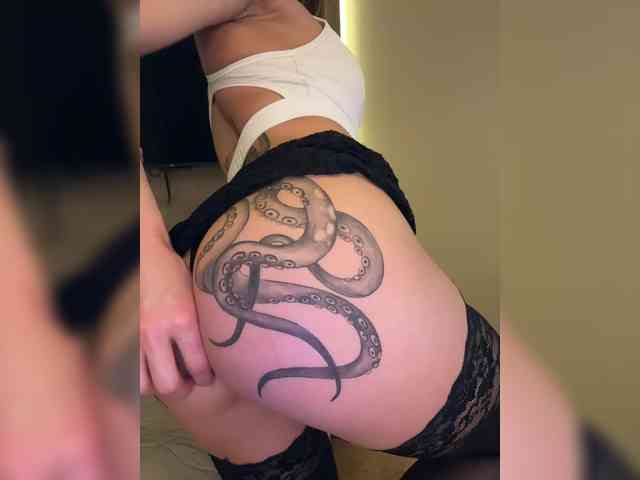 BonnieMur's chat room