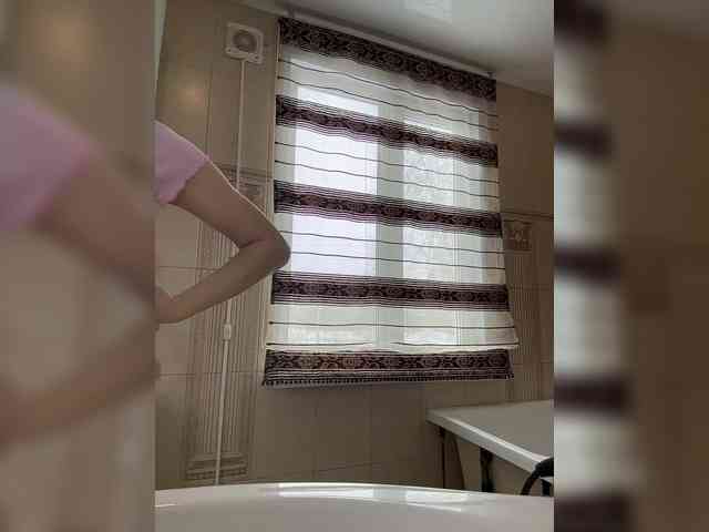 -Riviera-'s chat room