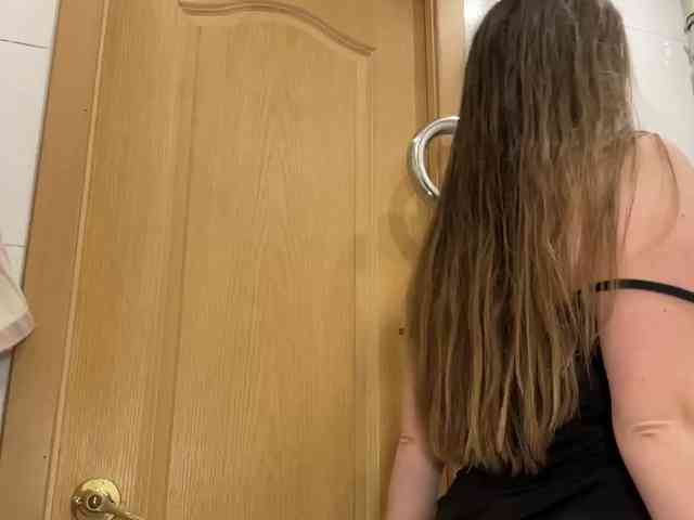 LolaSexxx's chat room