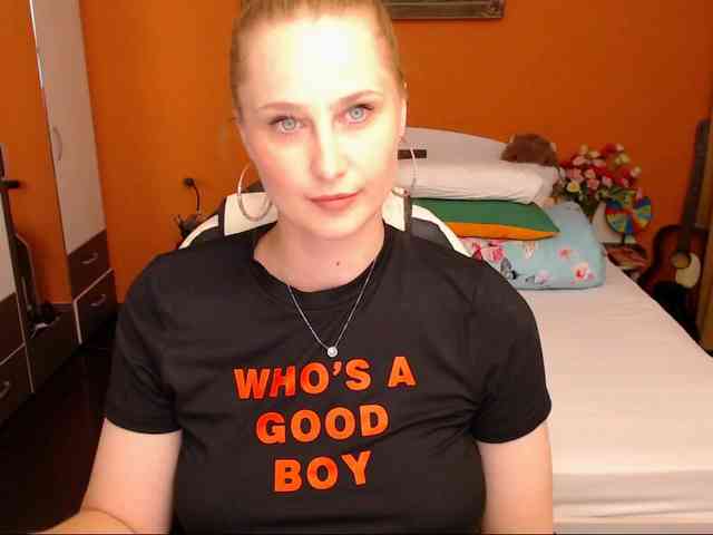 NatashaRouge's chat room