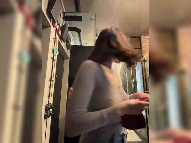 -Your-Michelle-'s chat room