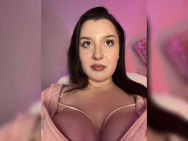 MistyBibi's chat room