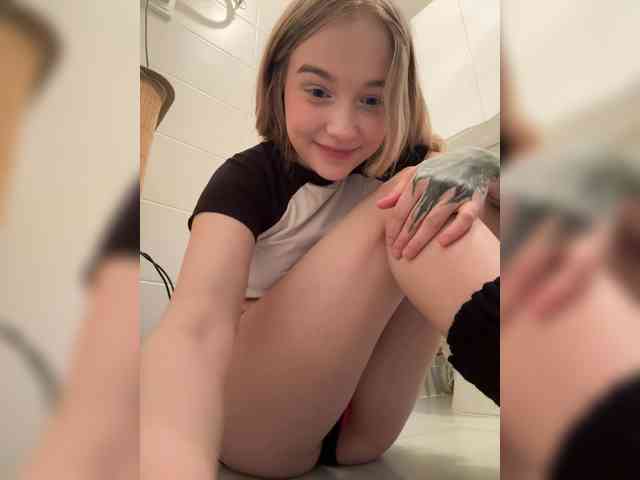 MimiMila's chat room