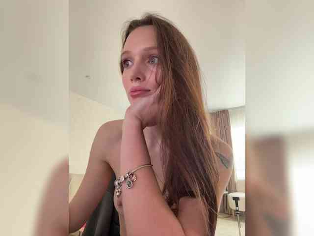 AnyaAngel's chat room