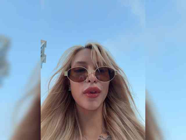 Cristi-Candy's chat room